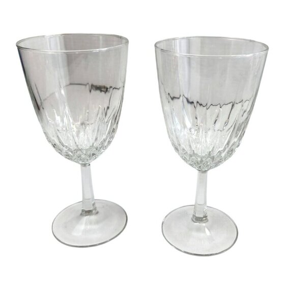 Clear Crystal Claret Wine Glasses Set Of 2 With Intricate Starburst Base Design - Picture 1 of 5